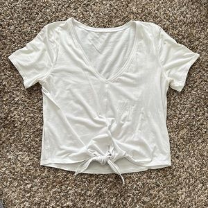 Lululemon top with tie in front